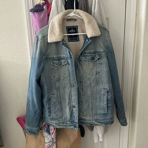 Hollister Sherpa Lined Trucker Jacket